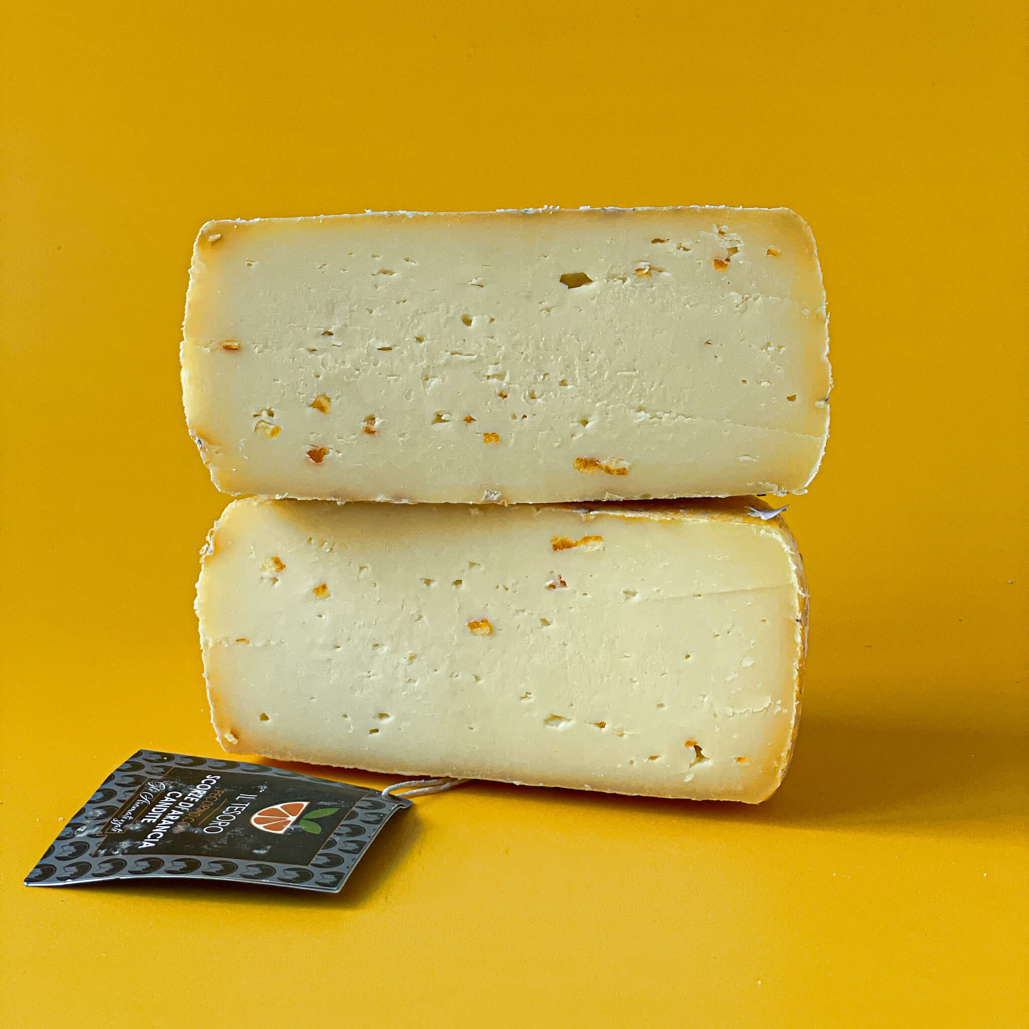 Ser pecorino z pomarańczą z Sycylii